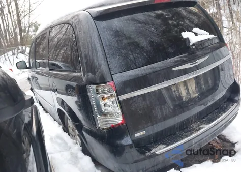 2014 Chrysler Town & Country Touring from USA, damaged, VIN 2C4RC1BG6ER396267